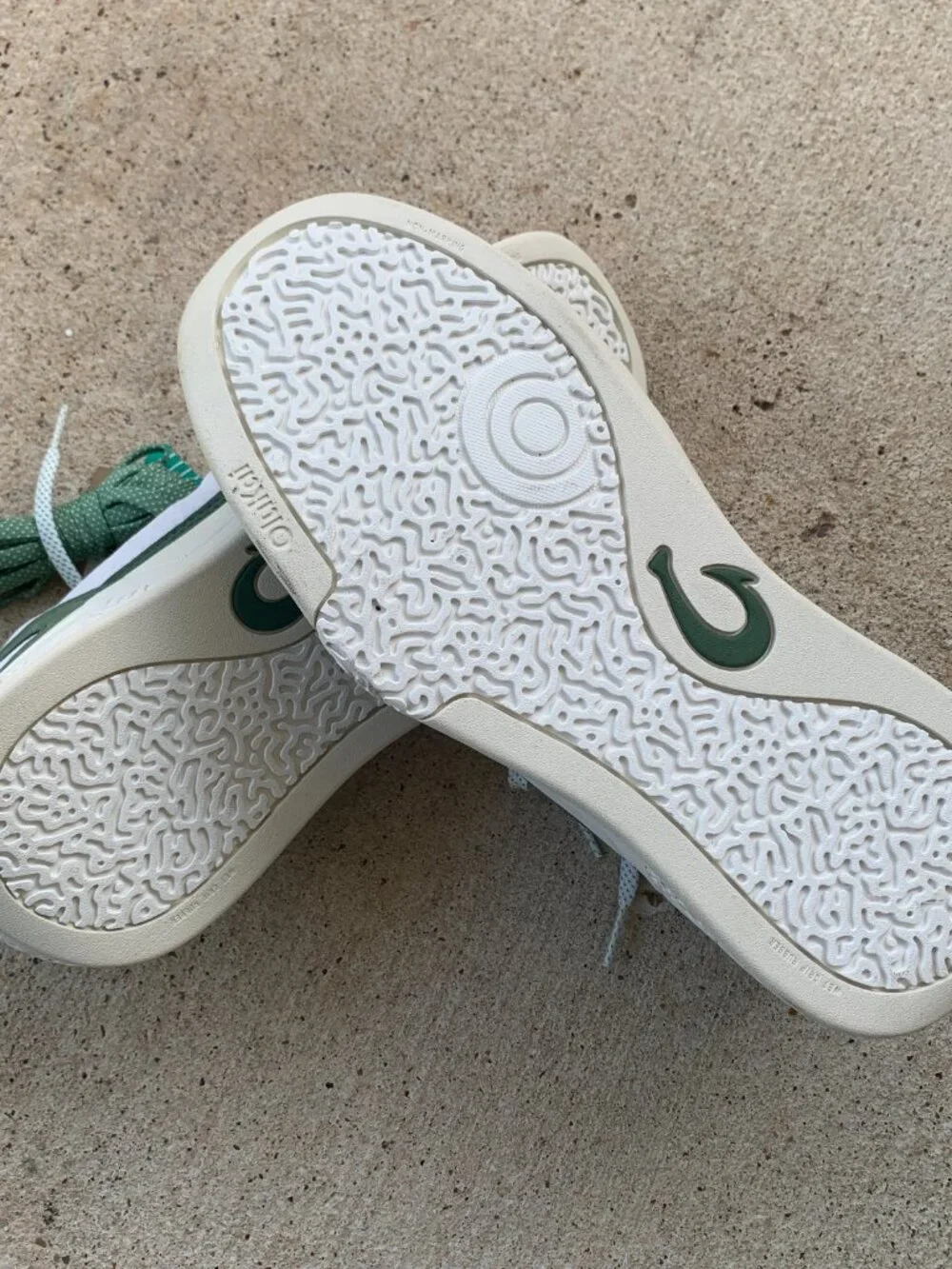 OluKai Anau Mens 8.5 Pickleball Sneaker Non-Marking Court Shoes 10545-WBSE